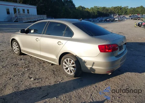 2013 Volkswagen Jetta 2.5L Se z USA, uszkodzony, nr VIN 3VWDP7AJ3DM217989